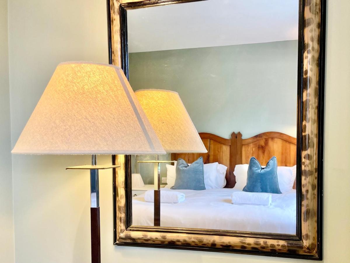 Central Townhouse With Free Off Road Parking And Garden York Dış mekan fotoğraf