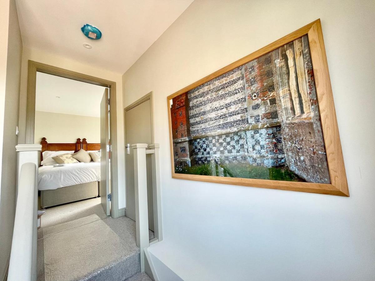 Central Townhouse With Free Off Road Parking And Garden York Dış mekan fotoğraf